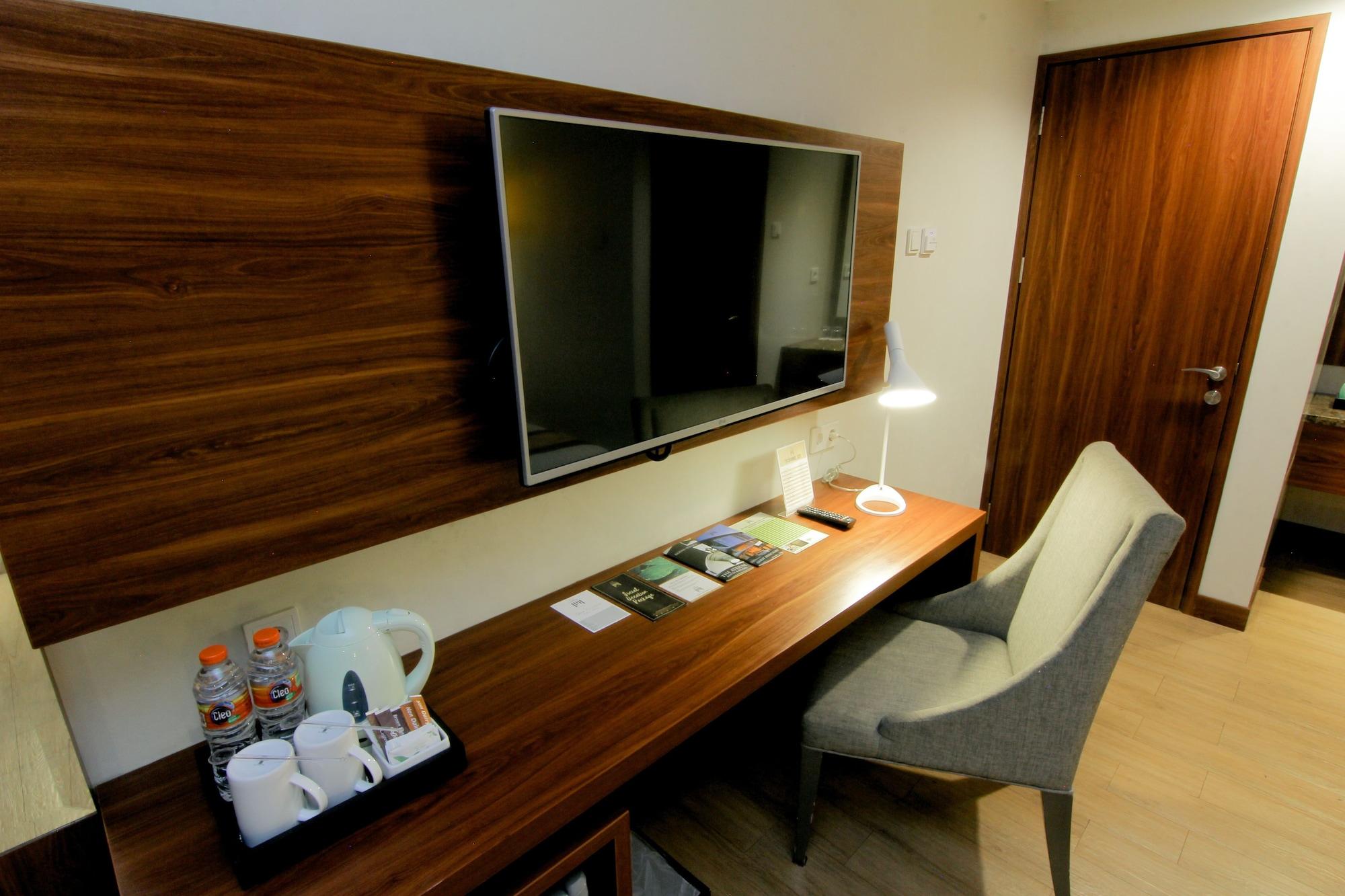 The Atrium Hotel & Resort Yogyakarta Melati Exterior photo